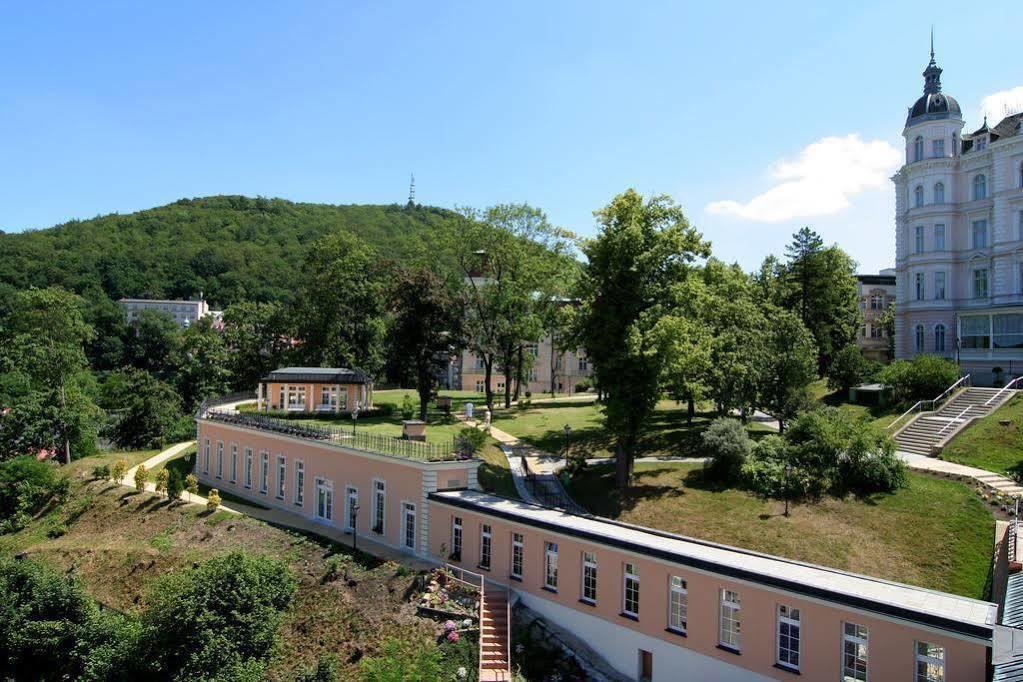 Bristol Vila Tereza Κάρλοβι Βάρι Εξωτερικό φωτογραφία